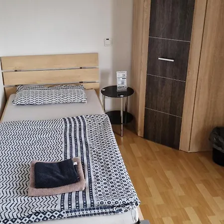 & Гостевой дом